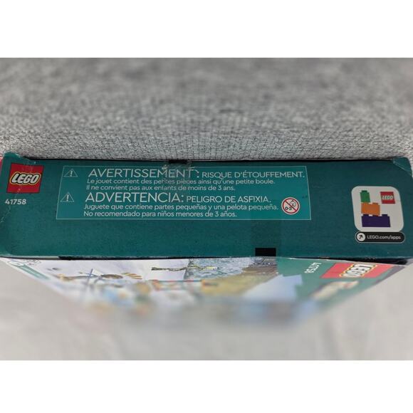 LEGO FRIENDS ADVENT CALENDAR 2023 # 41758 231 PCS AGES 6+ HOLIDAY PET PLAYGROUND - Picture 6 of 8